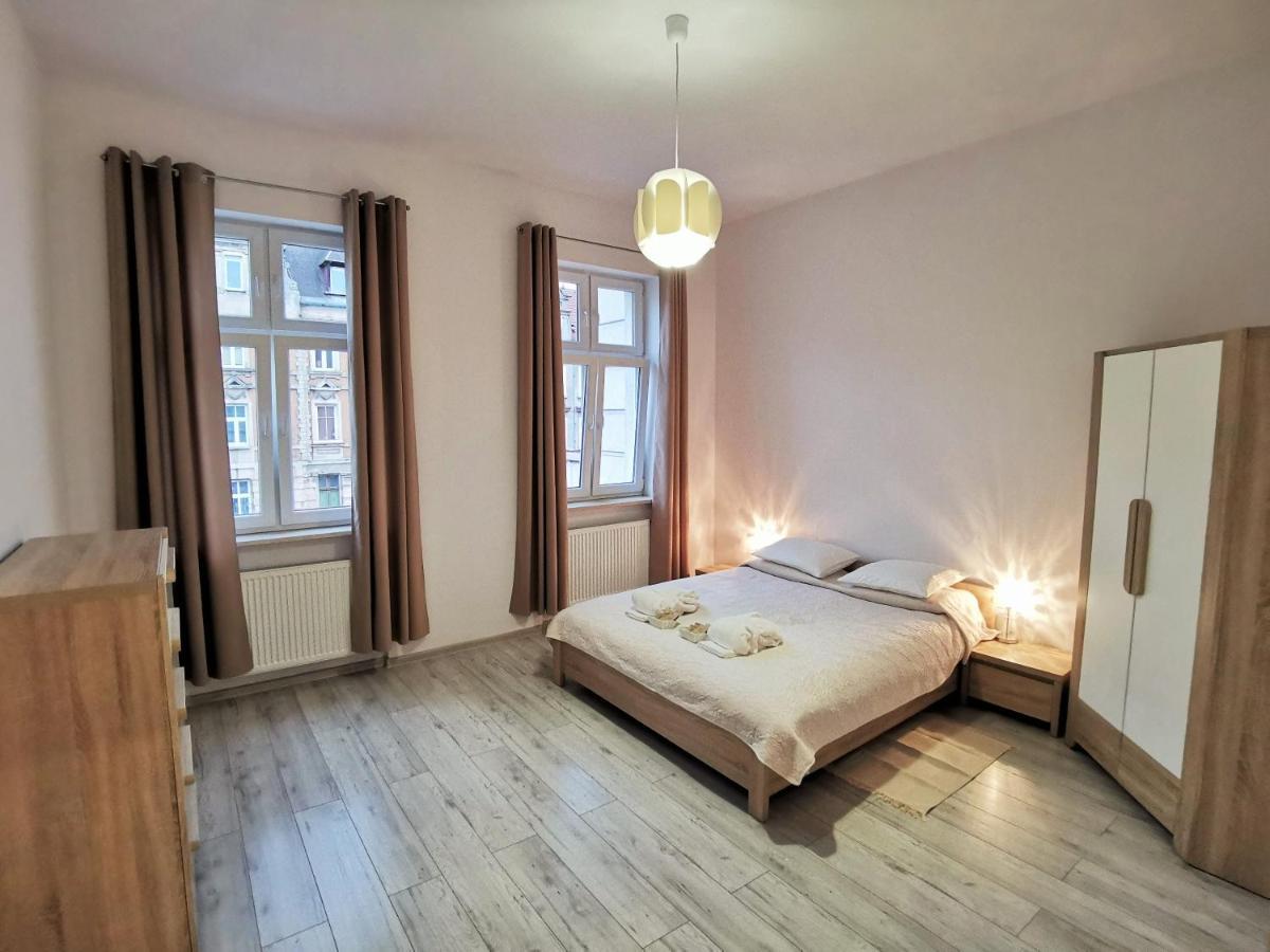 Apartament Seven Legnica Exterior foto