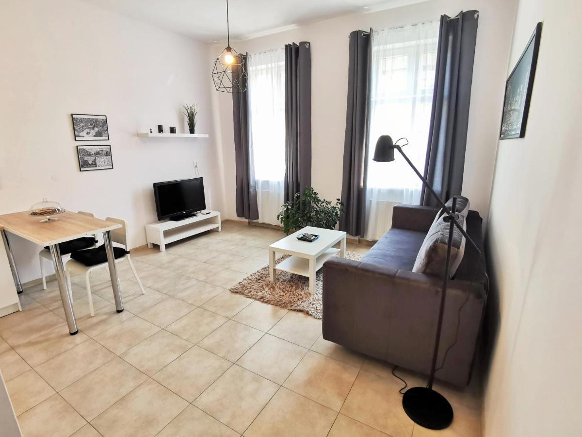 Apartament Seven Legnica Exterior foto